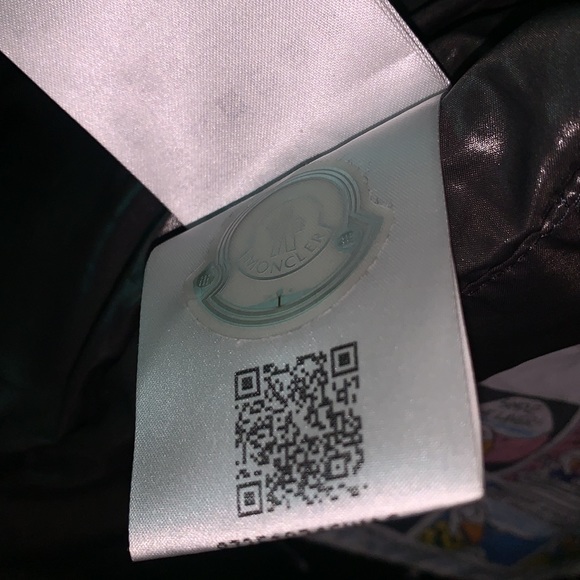 Moncler Puffer Down Vest - Picture 5 of 11